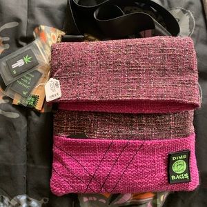 NWT Dime Bags Multi Purpose Large smell proof crossbody. Static pink.